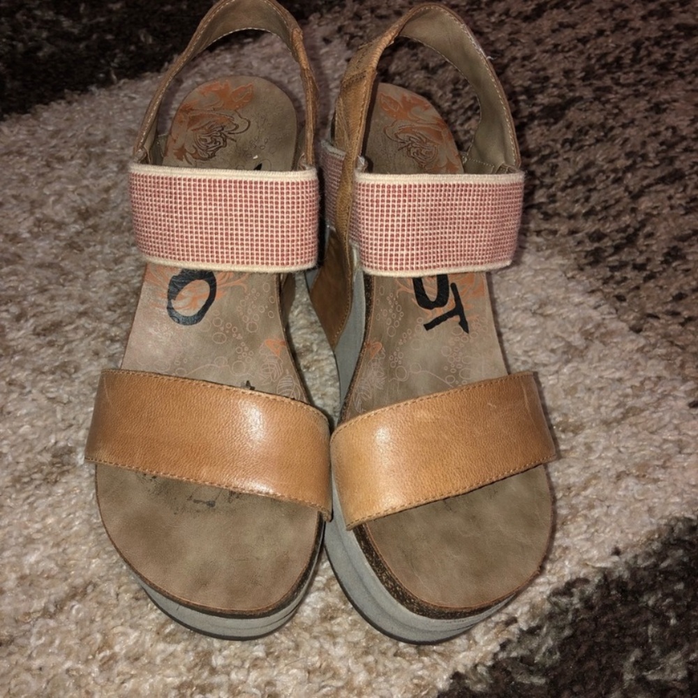 OTBT WEDGES